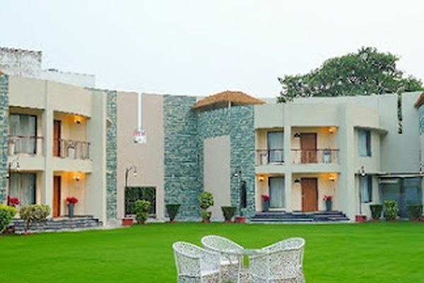Chinmay Resort